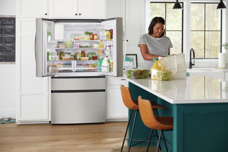 Frigidaire Gallery GRMC2273BF 36" 21.5 Cu. Ft. French Door Refrigera