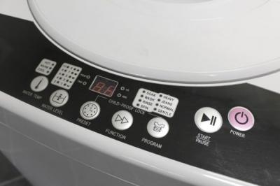 22" Danby 1.7 Cu. Ft. Washing Machine - DWM055WDB