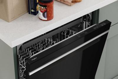 24" Whirlpool Built-In Undercounter Dishwasher in Black - WDTA50SAKB