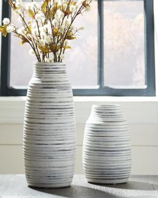 Ashley Donaver Vase (Set of 2) A2000210