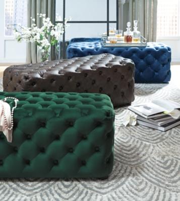 Ashley Lister Accent Ottoman A3000170