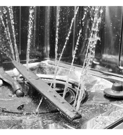 24" Whirlpool Dishwasher With Adaptive Wash Technology - WDF560SAFM
