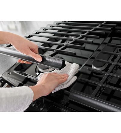 30" Whirlpool 5.8 Cu. Ft. Front Control Gas Range with EZ-2-Lift - WEG745H0FH