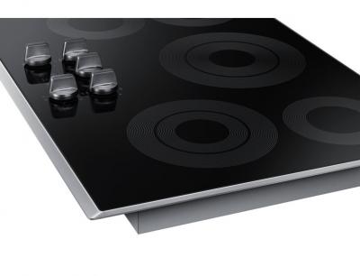 30" Samsung 5-Element Smart Electric Cooktop with Knob Controls - NZ30K6330RS/AA